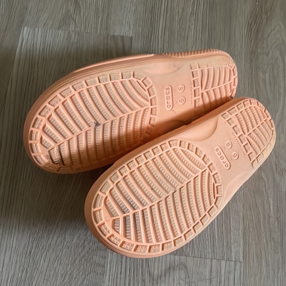 Cantaloupe Orange Crocs Slides - Picture 3 of 4